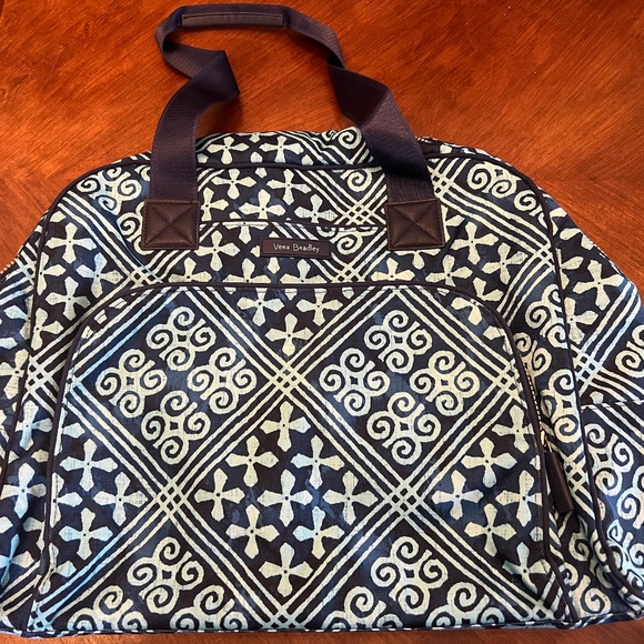 Vera Bradley - Lighten Up Go Anywhere Carry On - Cuban Tiles NWOT - Picture 1 of 6